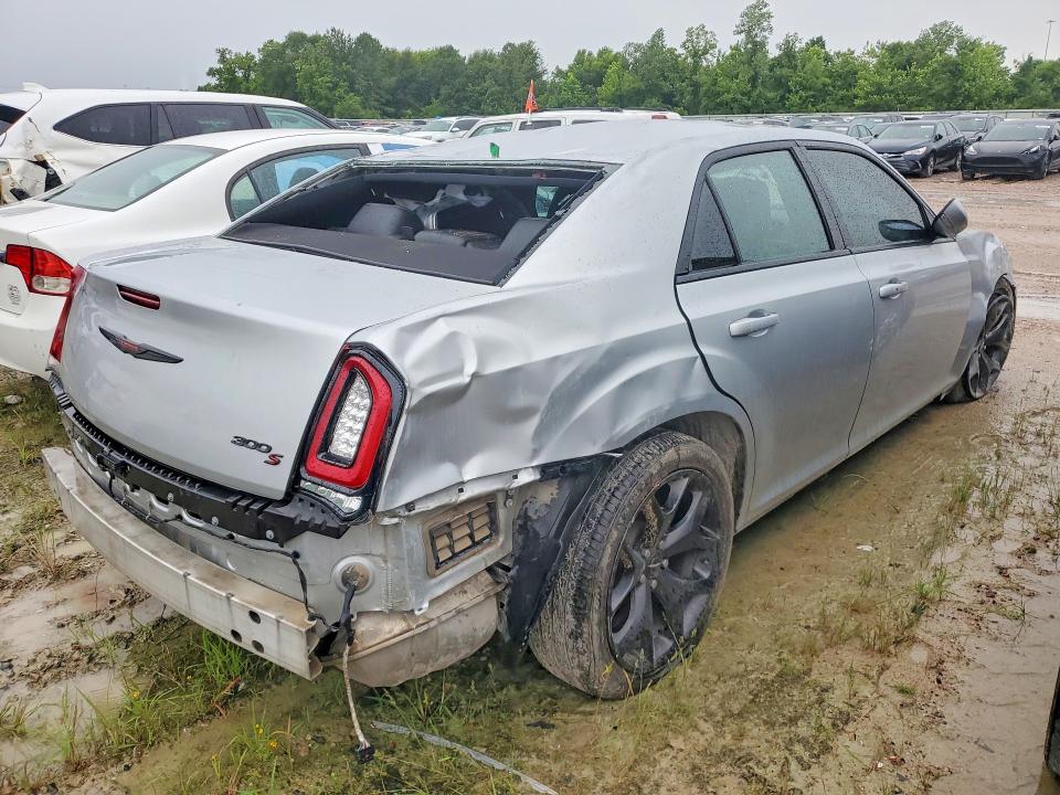 2021 Chrysler 300 მანქანა იყიდება აუქციონზე, vin: 2C3CCABG1MH549913, აუქციონის ნომერი: 54019636