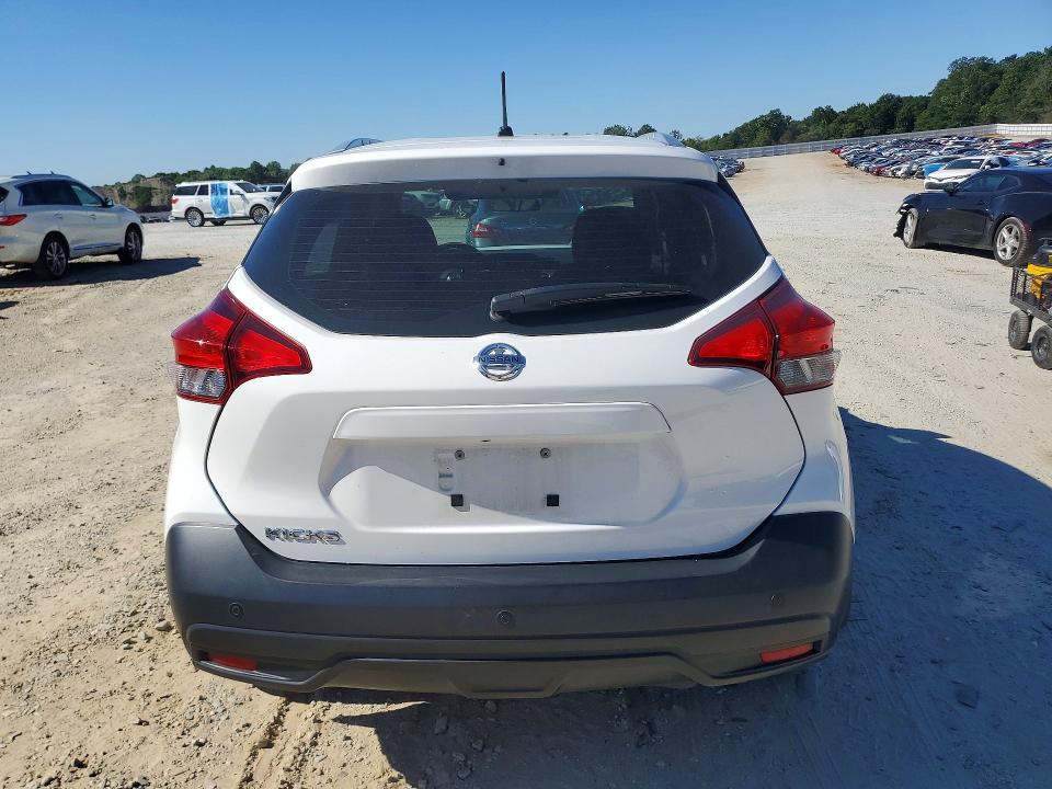 2018 Nissan Kicks მანქანა იყიდება აუქციონზე, vin: 3N1CP5CU4JL531598, აუქციონის ნომერი: 52769136