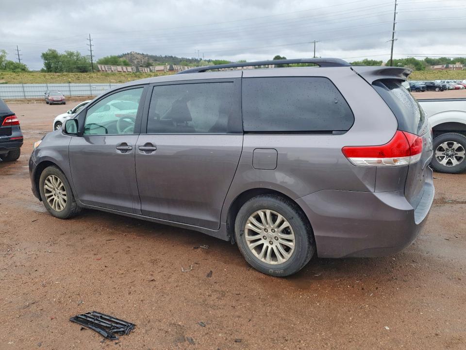2013 Toyota Sienna მანქანა იყიდება აუქციონზე, vin: 5TDYK3DC7DS376961, აუქციონის ნომერი: 54288886