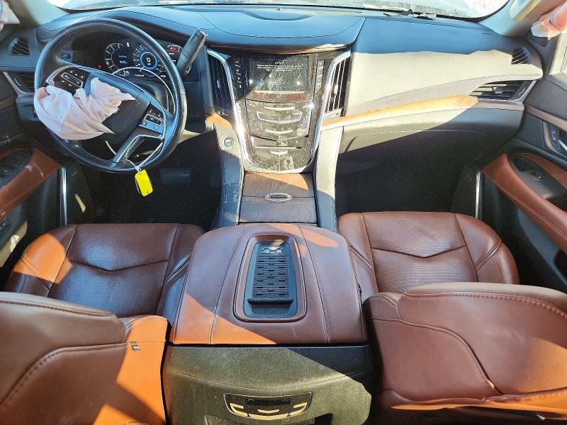 53596756 :رقم المزاد ، 1GYS4CKJ5HR135013 vin ، 2017 Cadillac Escalade مزاد بيع