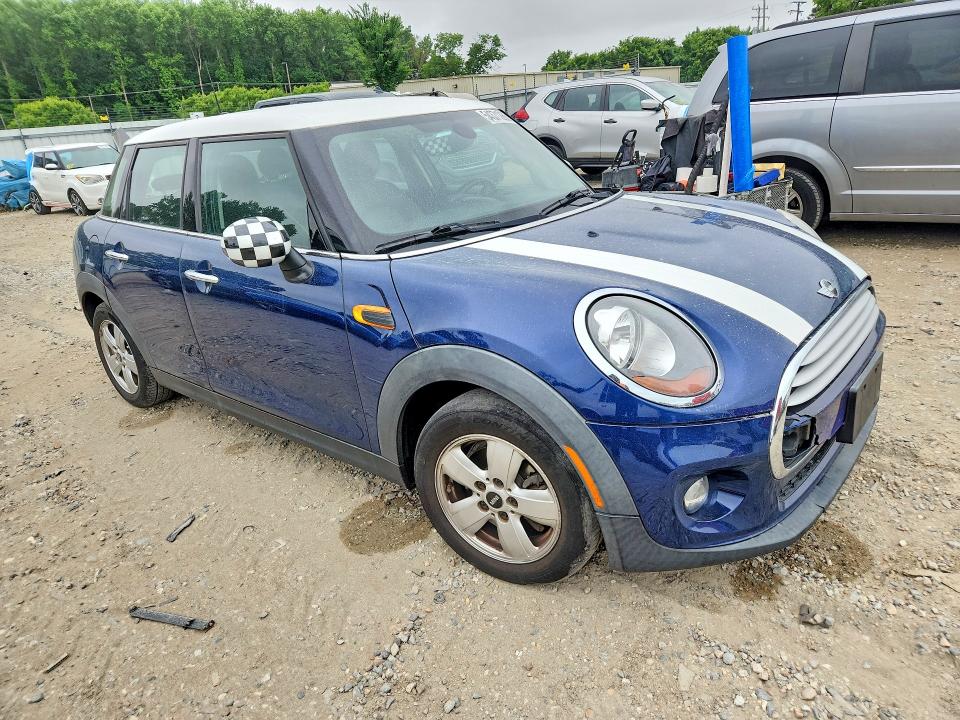 Продаж на аукціоні авто 2015 Mini Cooper, vin: WMWXS5C52FT830951, номер лоту: 54371266