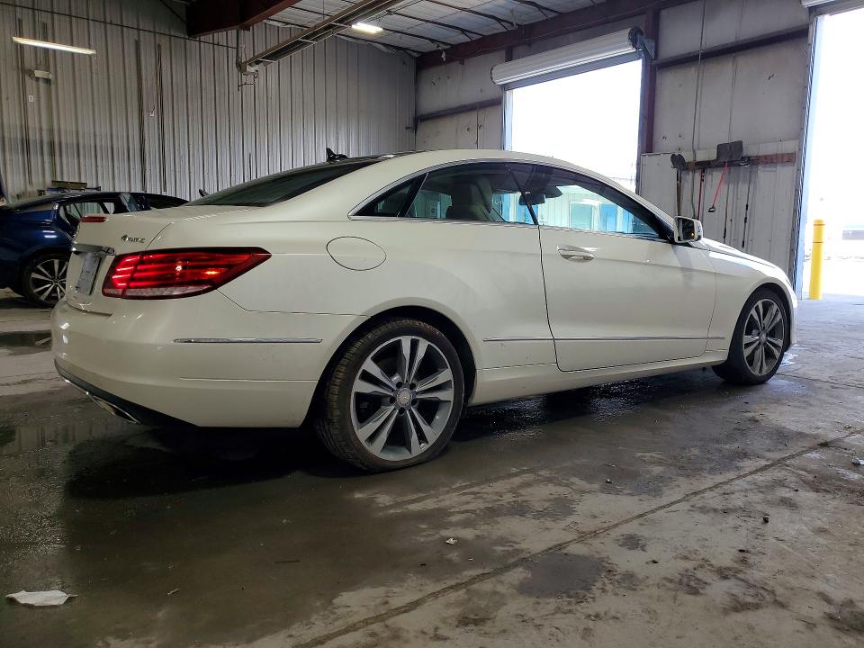 Продаж на аукціоні авто 2015 Mercedes-benz E, vin: WDDKJ6HB6FF303875, номер лоту: 51889976