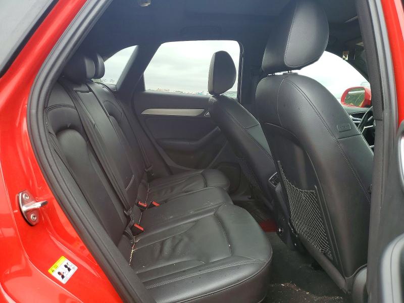 52018586 :رقم المزاد ، WA1BCCFS3JR032278 vin ، 2018 Audi Q3 مزاد بيع