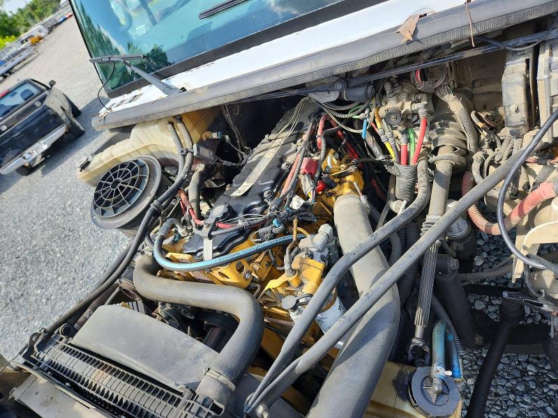 53693206 :رقم المزاد ، 1FVACXDC37HZ41550 vin ، 2007 Freigliner M2 مزاد بيع