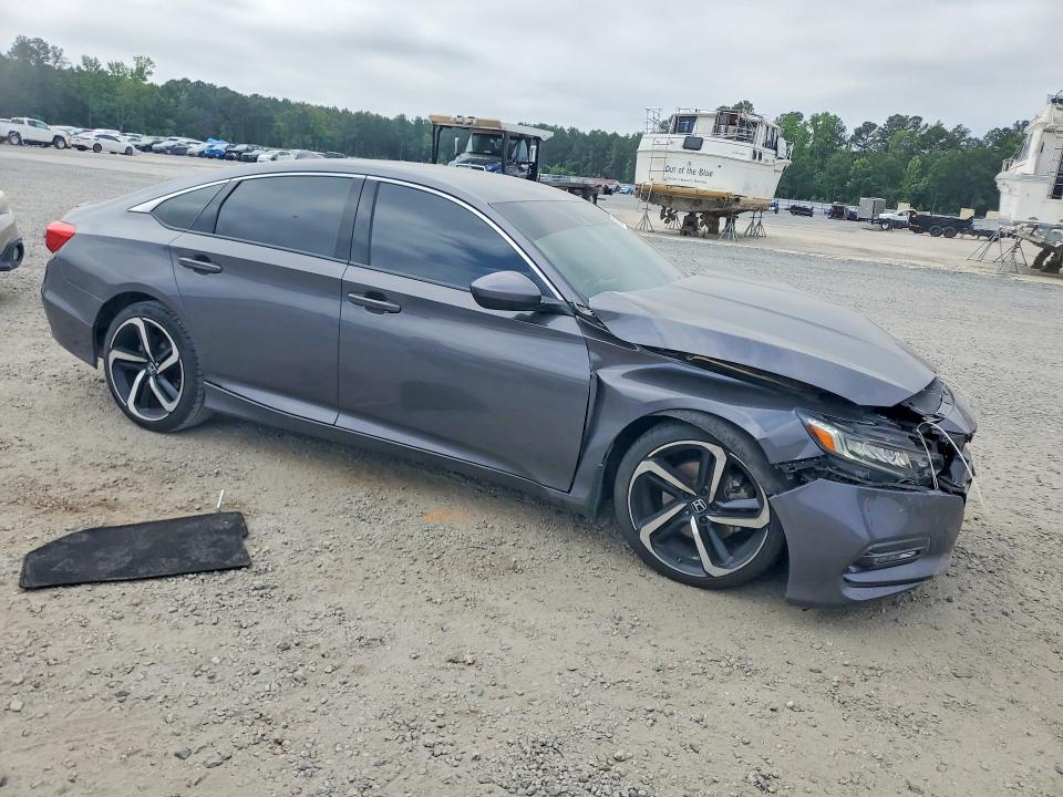 2018 Honda Accord მანქანა იყიდება აუქციონზე, vin: 1HGCV1F36JA166090, აუქციონის ნომერი: 54729606