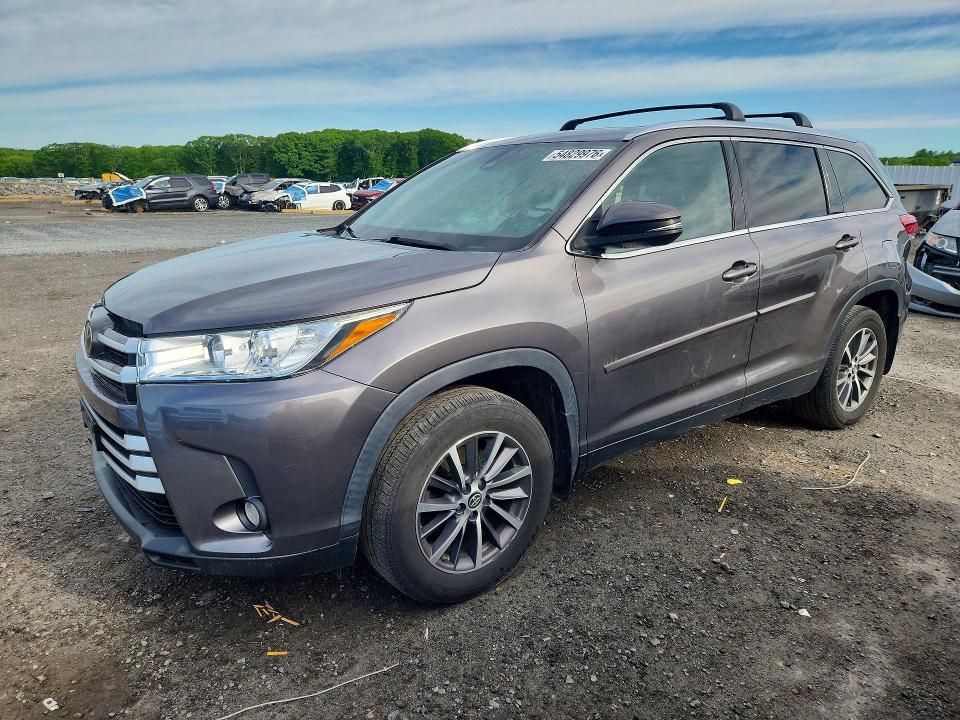 2019 Toyota Highlander მანქანა იყიდება აუქციონზე, vin: 5TDJZRFHXKS597394, აუქციონის ნომერი: 54829976