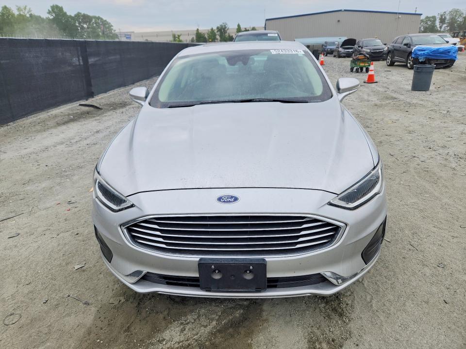 52433316 :رقم المزاد ، 3FA6P0CDXKR141798 vin ، 2019 Ford Fusion مزاد بيع