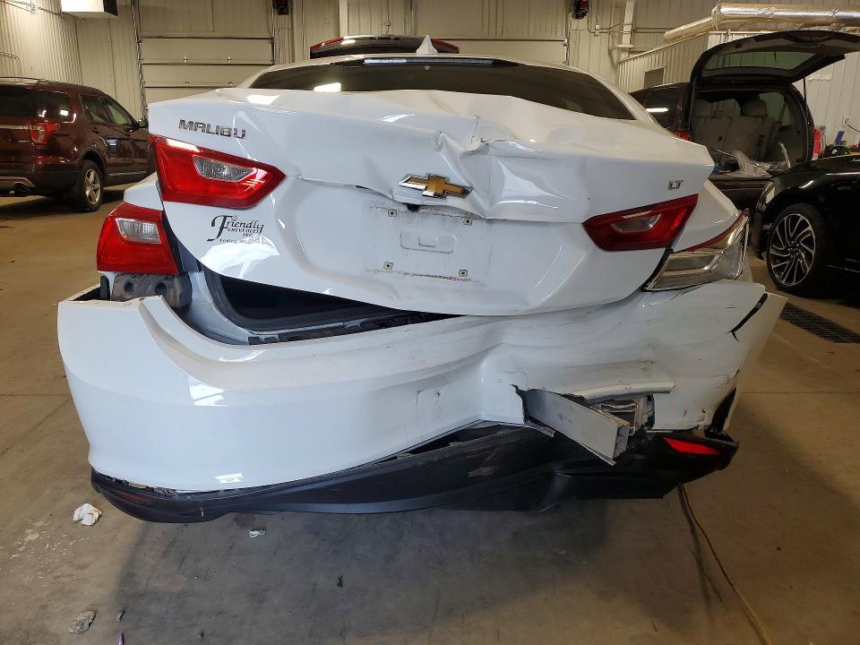 54046046 :رقم المزاد ، 1G1ZD5ST5JF101414 vin ، 2018 Chevrolet Malibu مزاد بيع