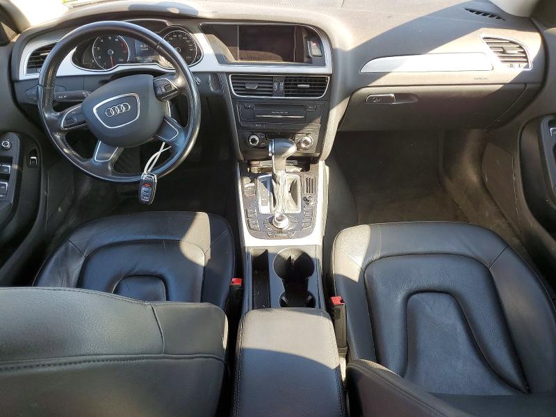 Продаж на аукціоні авто 2015 Audi A4, vin: WAUAFAFL2FN036985, номер лоту: 52192706