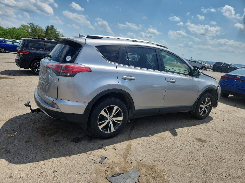 53845736 :رقم المزاد ، JTMRFREV8JJ253271 vin ، 2018 Toyota Rav4 مزاد بيع