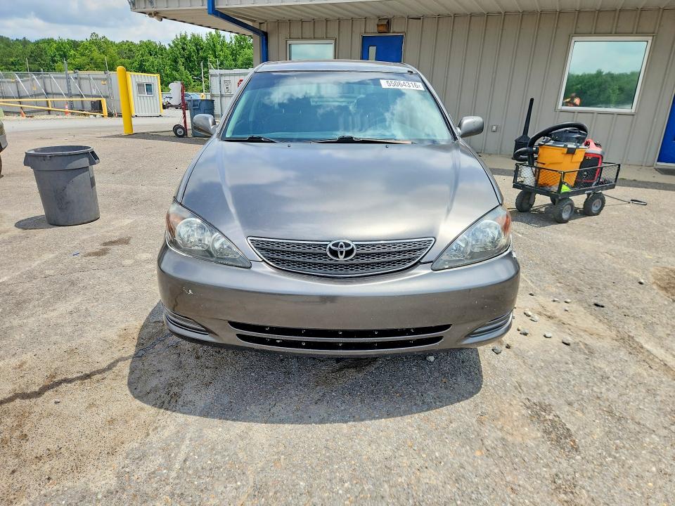 2004 Toyota Camry მანქანა იყიდება აუქციონზე, vin: 4T1BA32K34U015057, აუქციონის ნომერი: 55064316