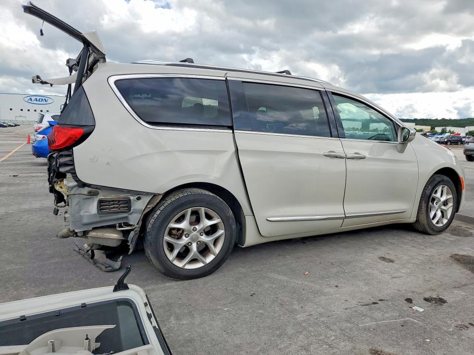 2020 Chrysler Pacifica მანქანა იყიდება აუქციონზე, vin: 2C4RC1GG5LR127764, აუქციონის ნომერი: 54634636