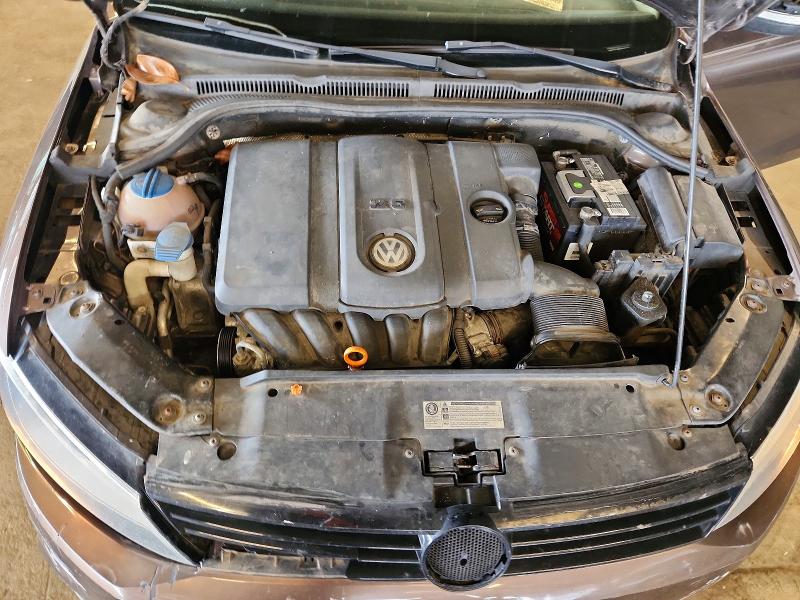52422916 :رقم المزاد ، 3VWDZ7AJ3BM349142 vin ، 2011 Volkswagen Jetta مزاد بيع