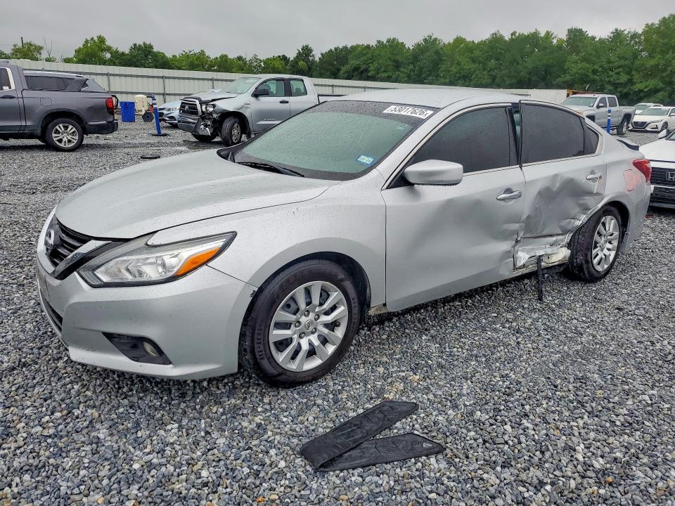 Продажа на аукционе авто 2018 Nissan Altima Sr, vin: 1N4AL3AP4JC281475, номер лота: 53017626