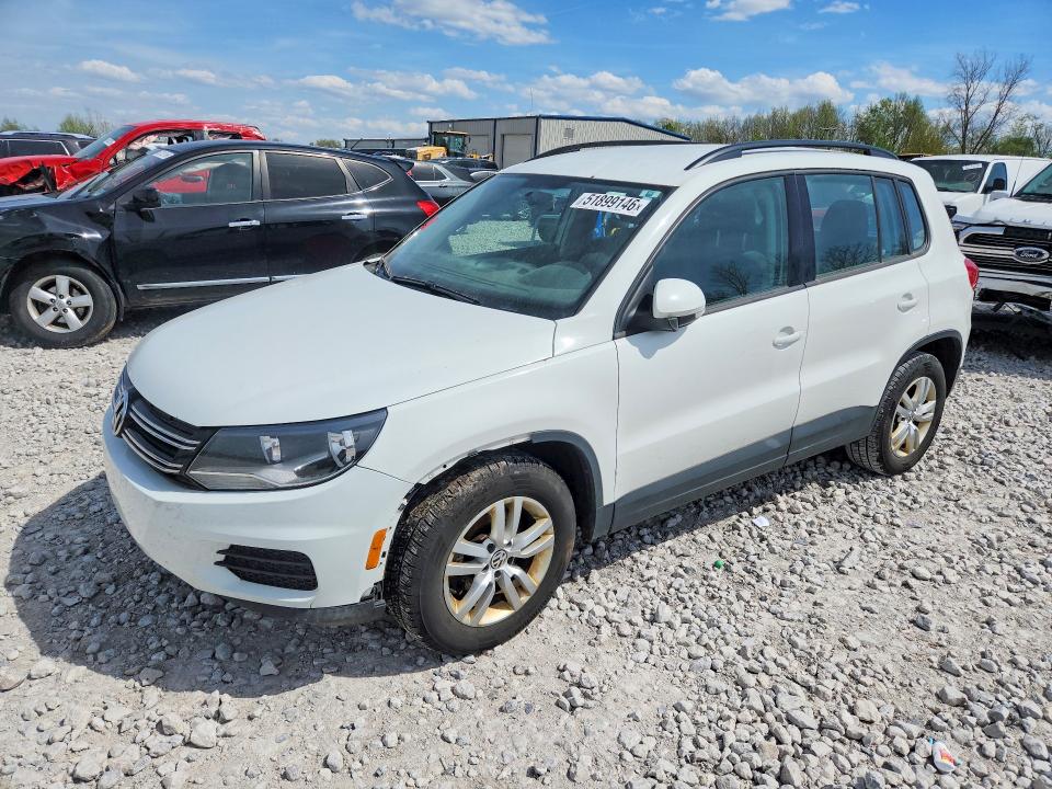 Продажа на аукционе авто 2015 Volkswagen Tiguan, vin: WVGBV7AX0FW512888, номер лота: 51899146