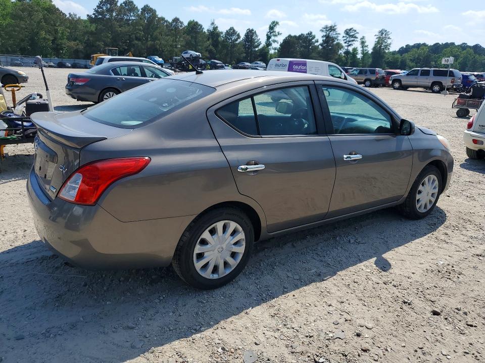 53229106 :رقم المزاد ، 3N1CN7AP5DL850981 vin ، 2013 Nissan Versa مزاد بيع