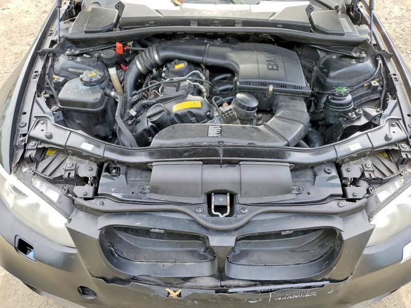 2011 Bmw 335 მანქანა იყიდება აუქციონზე, vin: WBADX7C5XBE581829, აუქციონის ნომერი: 54701856