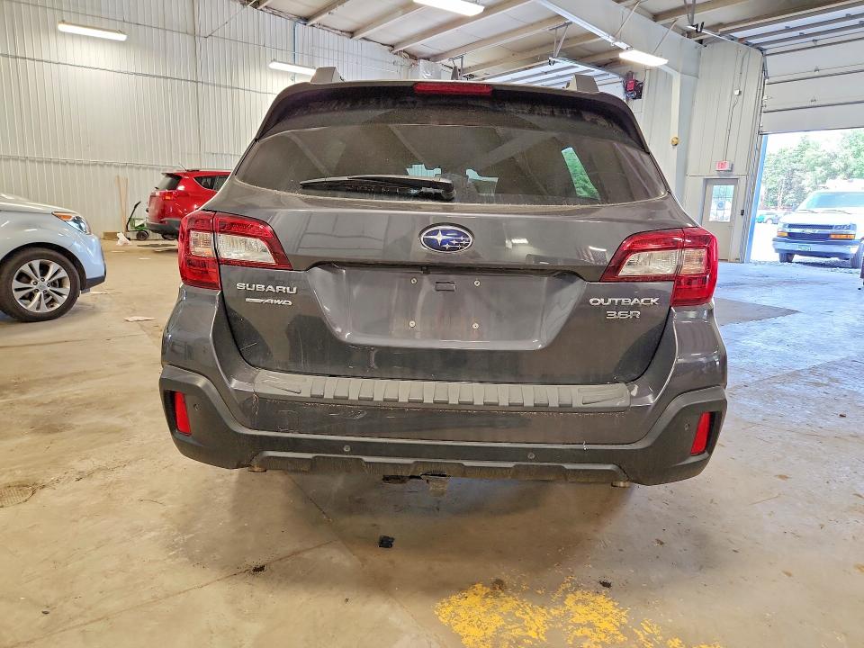 Продажа на аукционе авто 2018 Subaru Outback, vin: 4S4BSENCXJ3348774, номер лота: 54990436