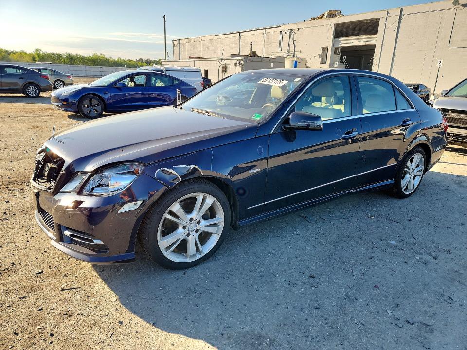 Продажа на аукционе авто 2012 Mercedes-benz E, vin: WDDHF8JB7CA613950, номер лота: 52127176