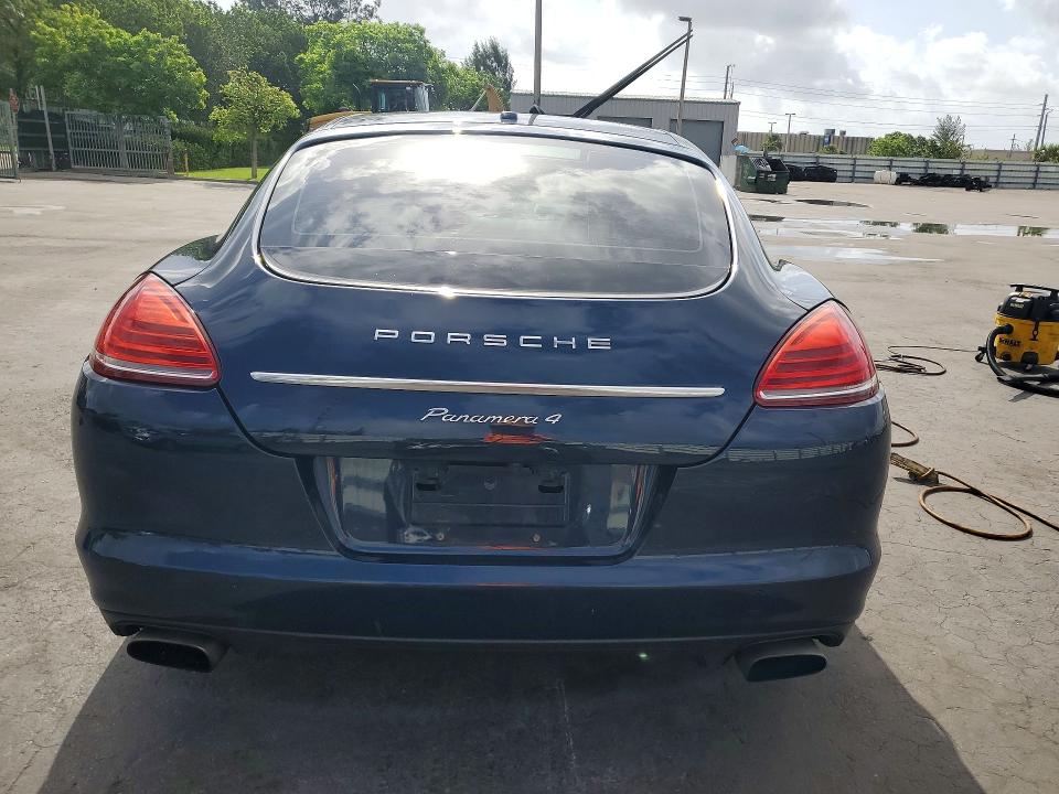 Auction sale of the 2011 Porsche Panamera, vin: WP0AA2A7XBL011680, lot number: 55193176