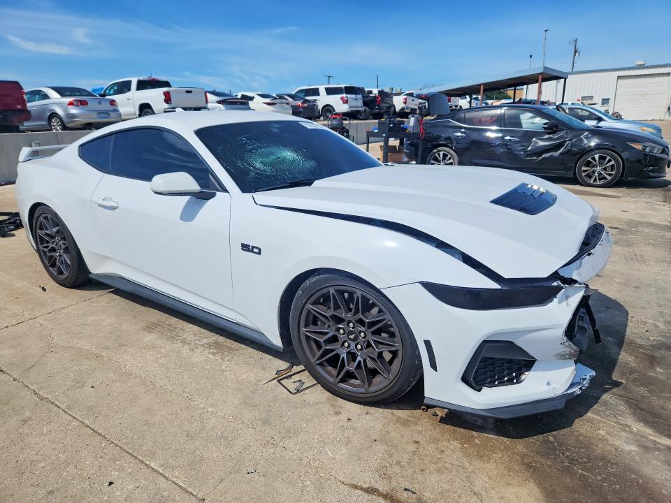 Продажа на аукционе авто 2024 Ford Mustang, vin: 1FA6P8CF1R5401017, номер лота: 52352726