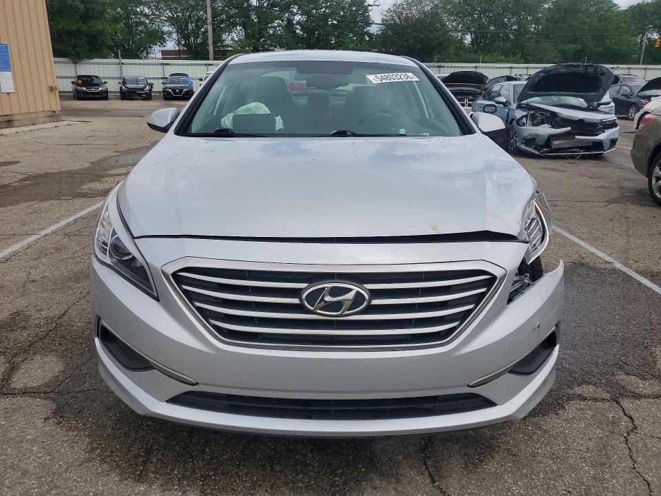 2017 Hyundai Sonata მანქანა იყიდება აუქციონზე, vin: 5NPE24AF6HH550599, აუქციონის ნომერი: 54803236