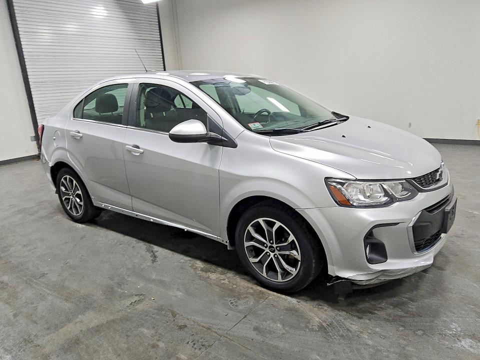 52414776 :رقم المزاد ، 1G1JD5SB2K4145811 vin ، 2019 Chevrolet Sonic مزاد بيع