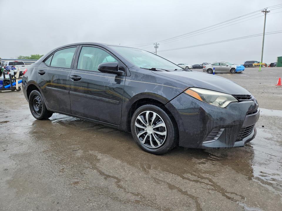 52454186 :رقم المزاد ، 5YFBURHE2FP309887 vin ، 2015 Toyota Corolla مزاد بيع