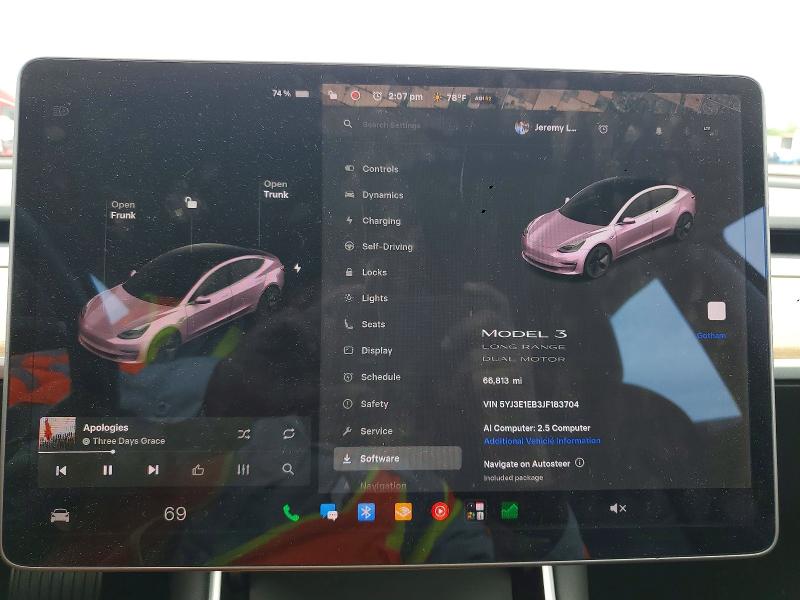 55230916 :رقم المزاد ، 5YJ3E1EB3JF183704 vin ، 2018 Tesla Model 3 مزاد بيع