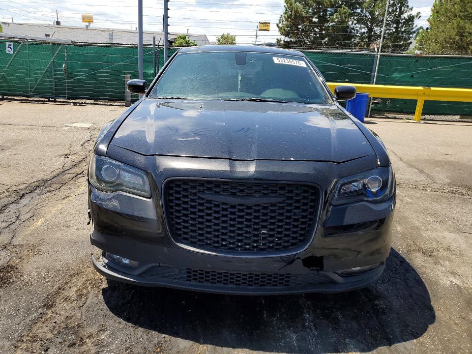 53236576 :رقم المزاد ، 2C3CCABG0HH540190 vin ، 2017 Chrysler 300 مزاد بيع