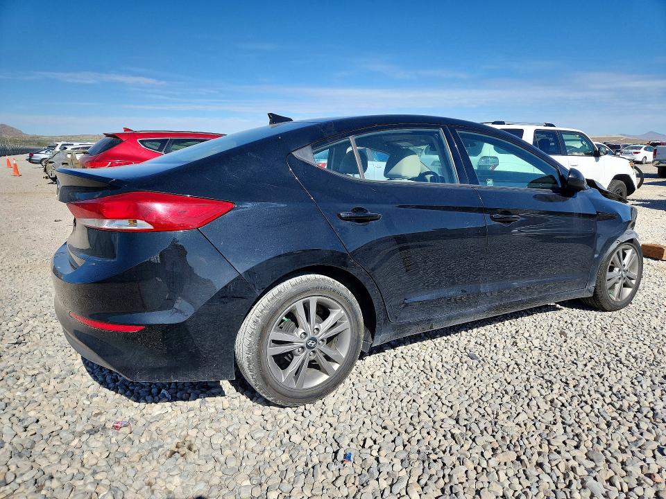 2017 Hyundai Elantra მანქანა იყიდება აუქციონზე, vin: 5NPD84LF2HH175477, აუქციონის ნომერი: 54020976