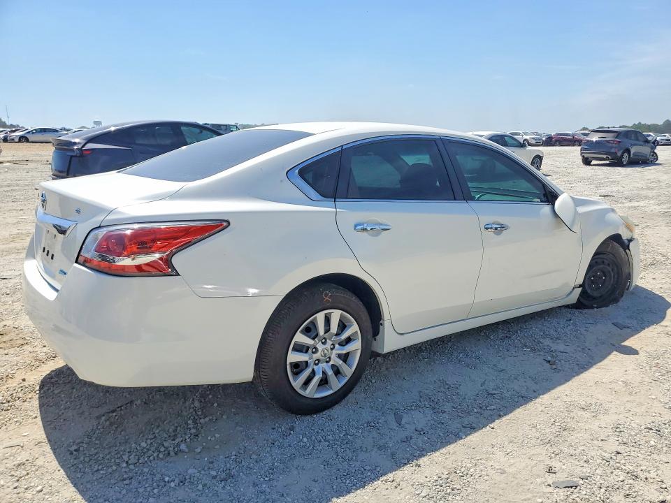 2014 Nissan Altima მანქანა იყიდება აუქციონზე, vin: 1N4AL3AP0EC136424, აუქციონის ნომერი: 54162446