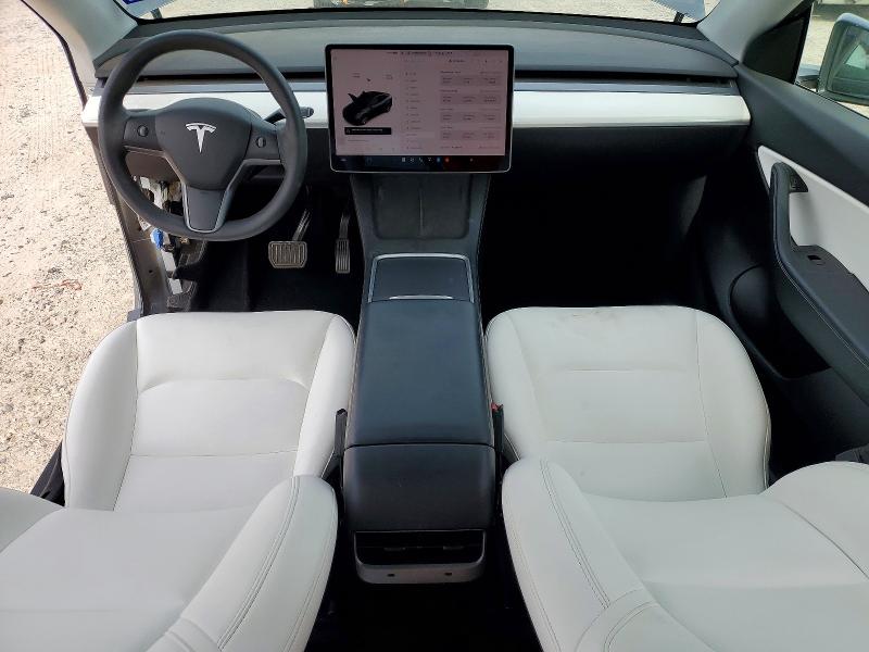 53731366 :رقم المزاد ، 5YJYGDEE2MF240877 vin ، 2021 Tesla Model Y مزاد بيع