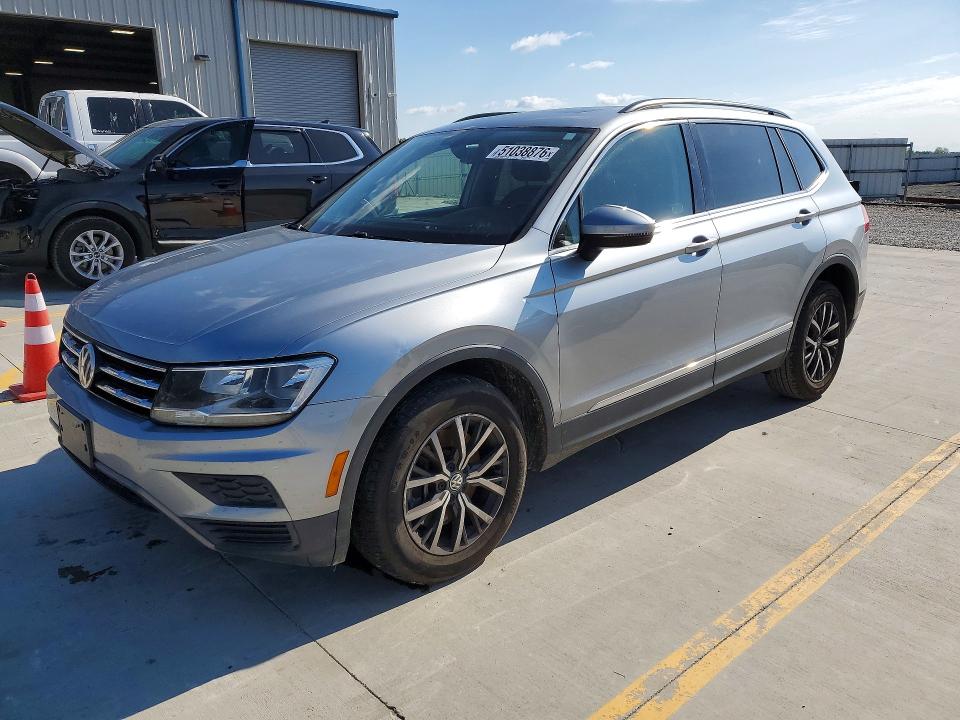 Продажа на аукционе авто 2020 Volkswagen Tiguan, vin: 3VV3B7AX0LM059399, номер лота: 51038876