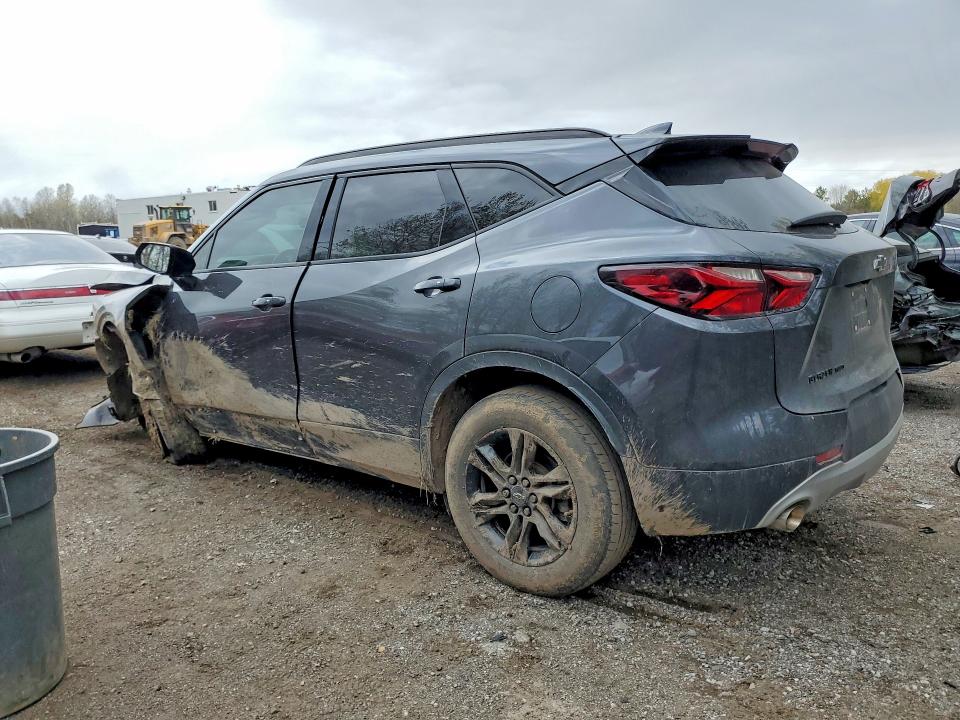 52384196 :رقم المزاد ، 3GNKBJRS7NS134881 vin ، 2022 Chevrolet Blazer مزاد بيع
