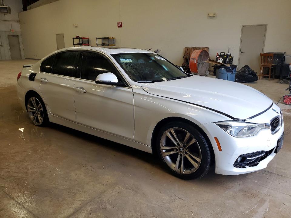 Продаж на аукціоні авто 2018 Bmw 330, vin: WBA8B9C51JEE82667, номер лоту: 51907866