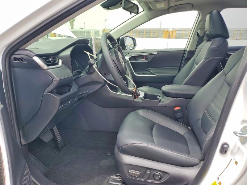 Продажа на аукционе авто 2025 Toyota Rav4, vin: JTMB6RFVXSJ069869, номер лота: 53141726