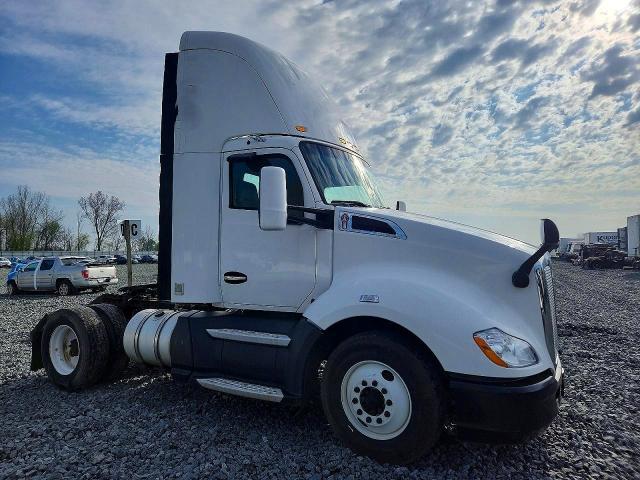 Продажа на аукционе авто 2016 Kenworth T680, vin: 1XKYA48X6GJ496424, номер лота: 50605766