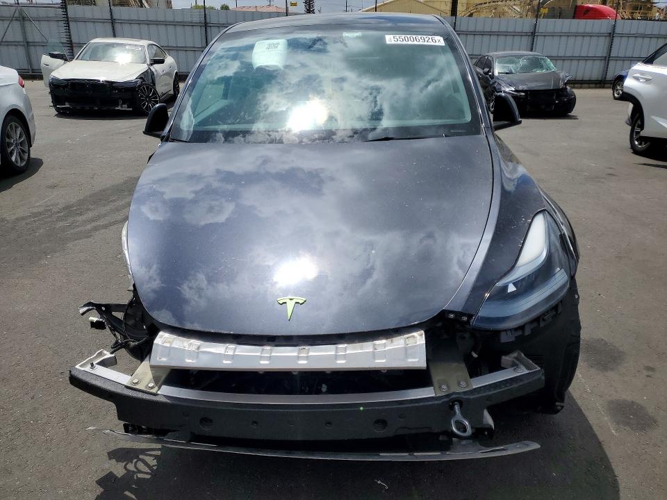 55006926 :رقم المزاد ، 7SAYGDEE6RF159293 vin ، 2024 Tesla Model Y مزاد بيع