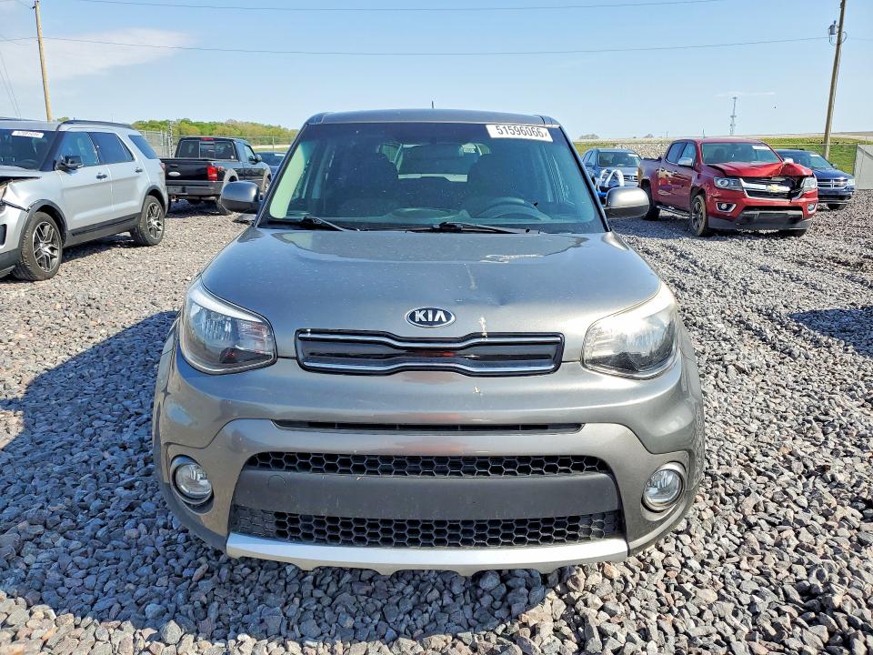 Продаж на аукціоні авто 2018 Kia Soul, vin: KNDJP3A52J7620014, номер лоту: 51596066