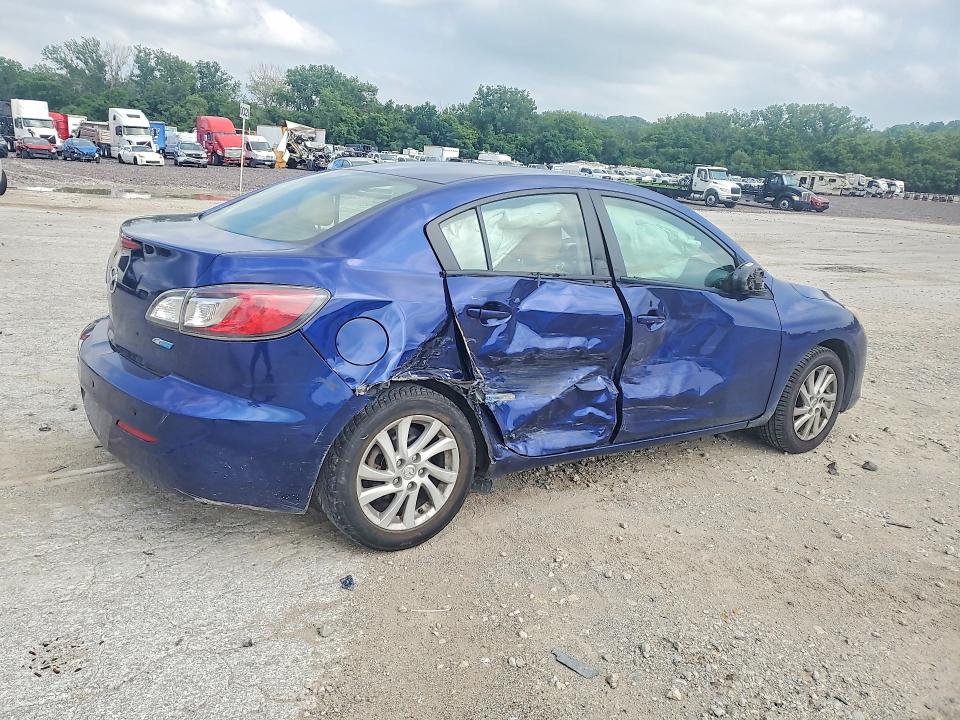 2012 Mazda 3 მანქანა იყიდება აუქციონზე, vin: JM1BL1W79C1534140, აუქციონის ნომერი: 54216176