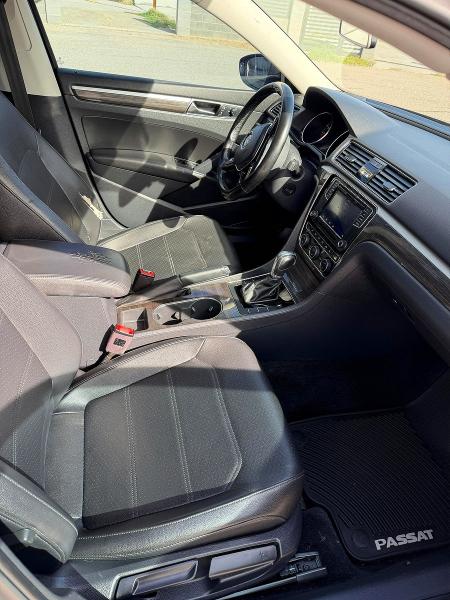 2018 Volkswagen Passat მანქანა იყიდება აუქციონზე, vin: 1VWBA7A33JC005519, აუქციონის ნომერი: 54667806