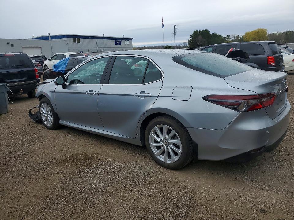 52352146 :رقم المزاد ، 4T1C31AK2PU058250 vin ، 2023 Toyota Camry مزاد بيع