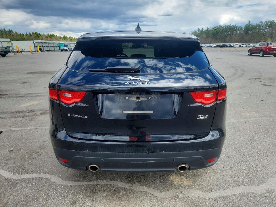Продажа на аукционе авто 2017 Jaguar F-pace, vin: SADCK2BV8HA090942, номер лота: 52551536