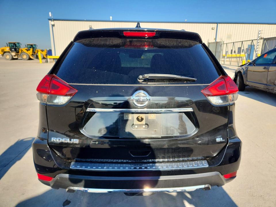 52076456 :رقم المزاد ، JN8AT2MT8JW486233 vin ، 2018 Nissan Rogue مزاد بيع