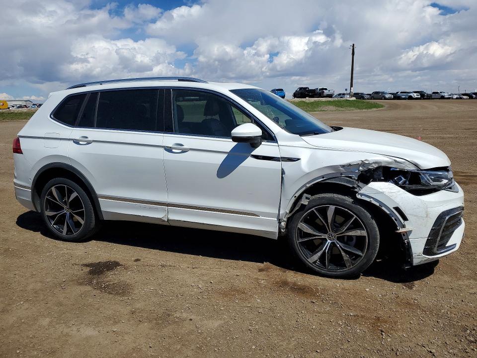 53819686 :رقم المزاد ، 3VV4B7AX6NM007783 vin ، 2022 Volkswagen Tiguan مزاد بيع
