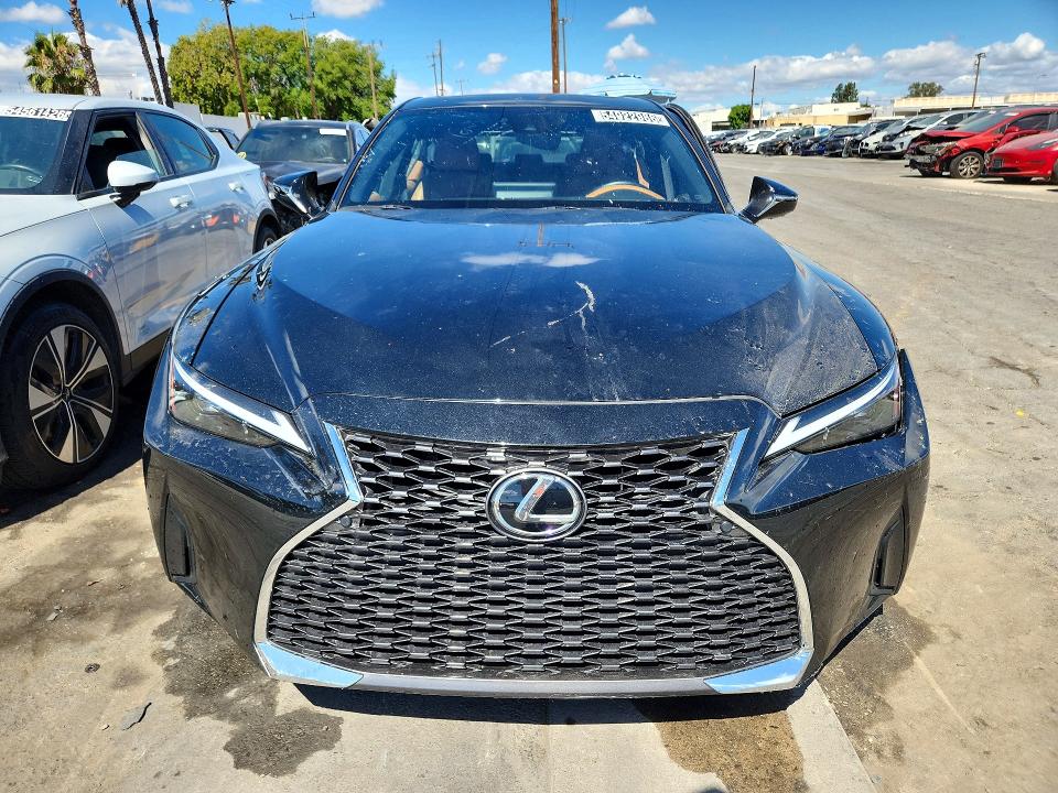 2023 Lexus Is მანქანა იყიდება აუქციონზე, vin: JTHD81F28P5051637, აუქციონის ნომერი: 54922986