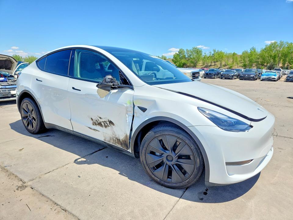 55157916 :رقم المزاد ، 7SAYGDEE5RA332721 vin ، 2024 Tesla Model Y مزاد بيع
