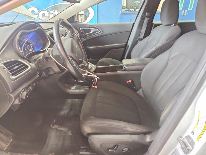 53368966 :رقم المزاد ، 1C3CCCAB0FN555391 vin ، 2015 Chrysler 200 مزاد بيع