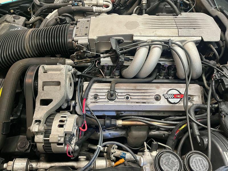 1990 Chevrolet Corvette მანქანა იყიდება აუქციონზე, vin: 1G1YY3383L5116565, აუქციონის ნომერი: 54163926